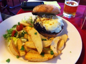 Burger at Mira  Mara, Helensburgh. © food and drink Glasgow blog