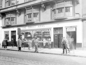 Grant arms pub bar grahamston Glasgow