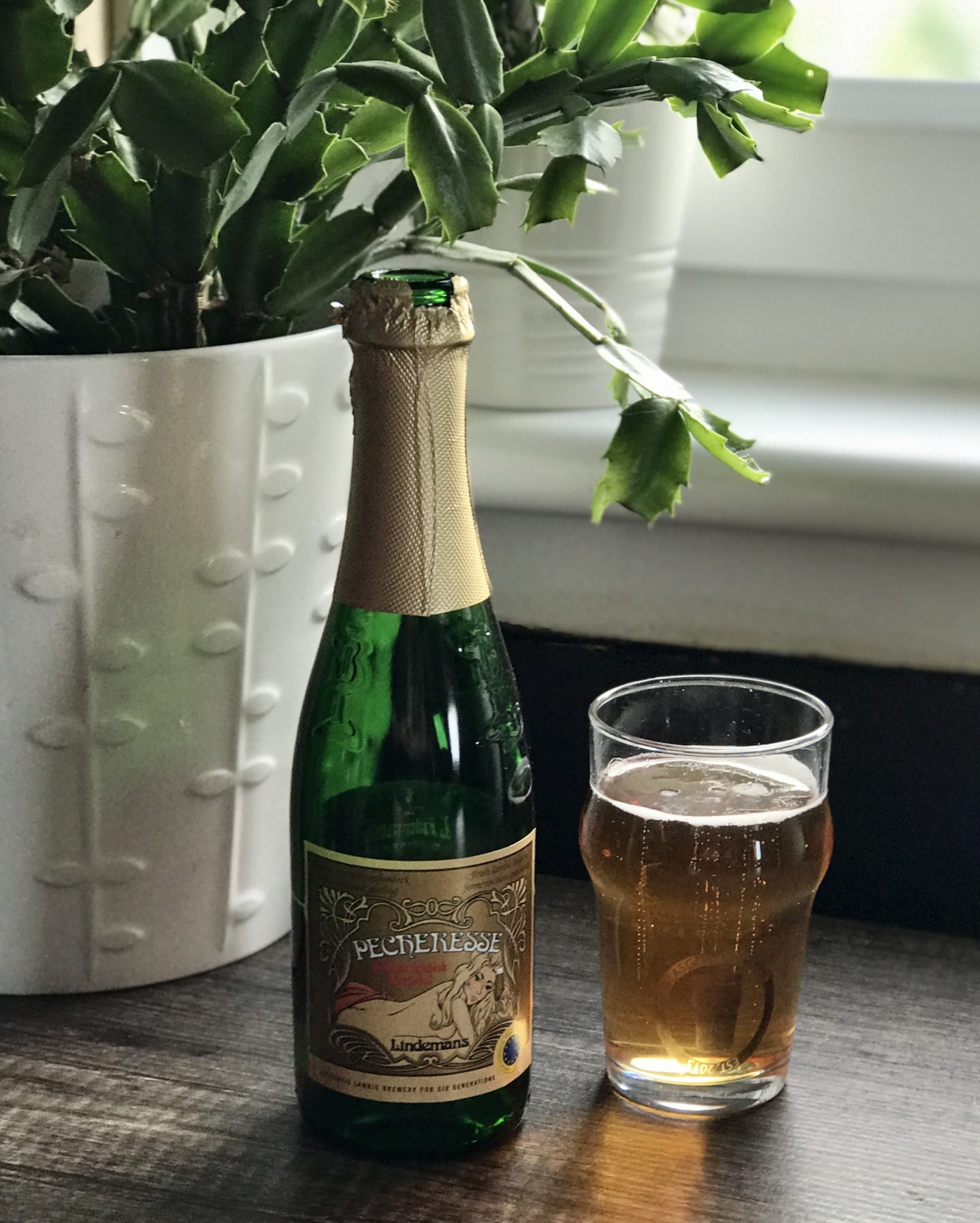 The beer town lindemans peach