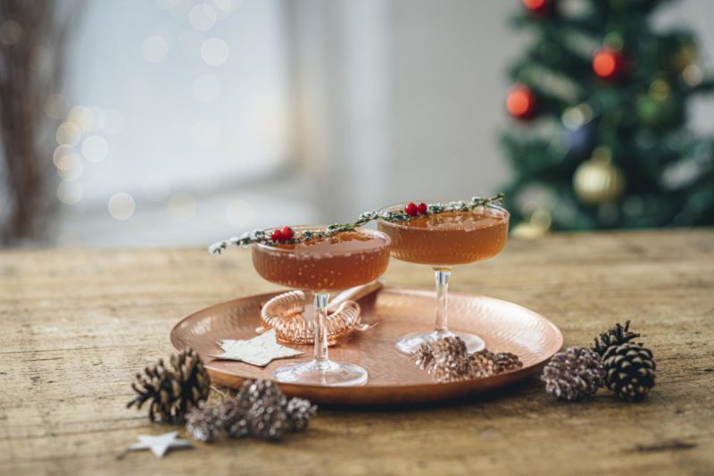 Easy New Year's Eve Cocktails with Portia Freeman • Foodie Explorers