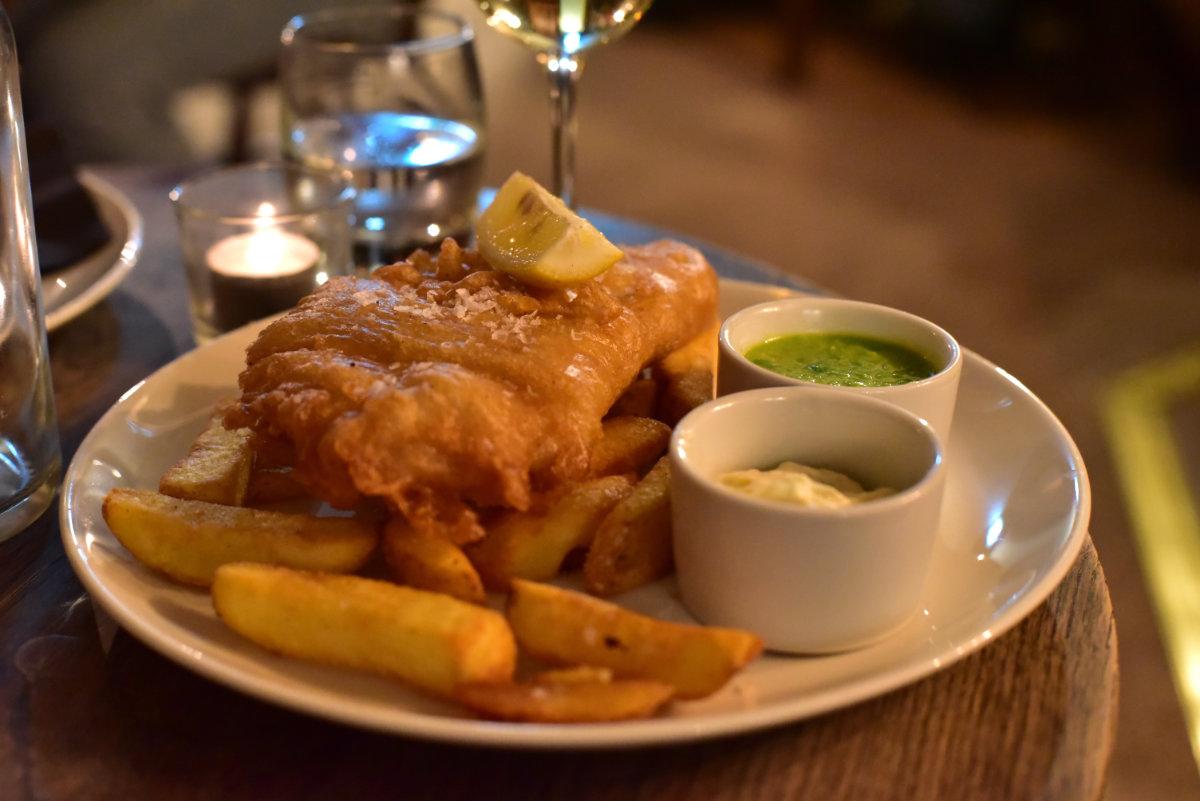 the crusoe lower largo food fish and chips