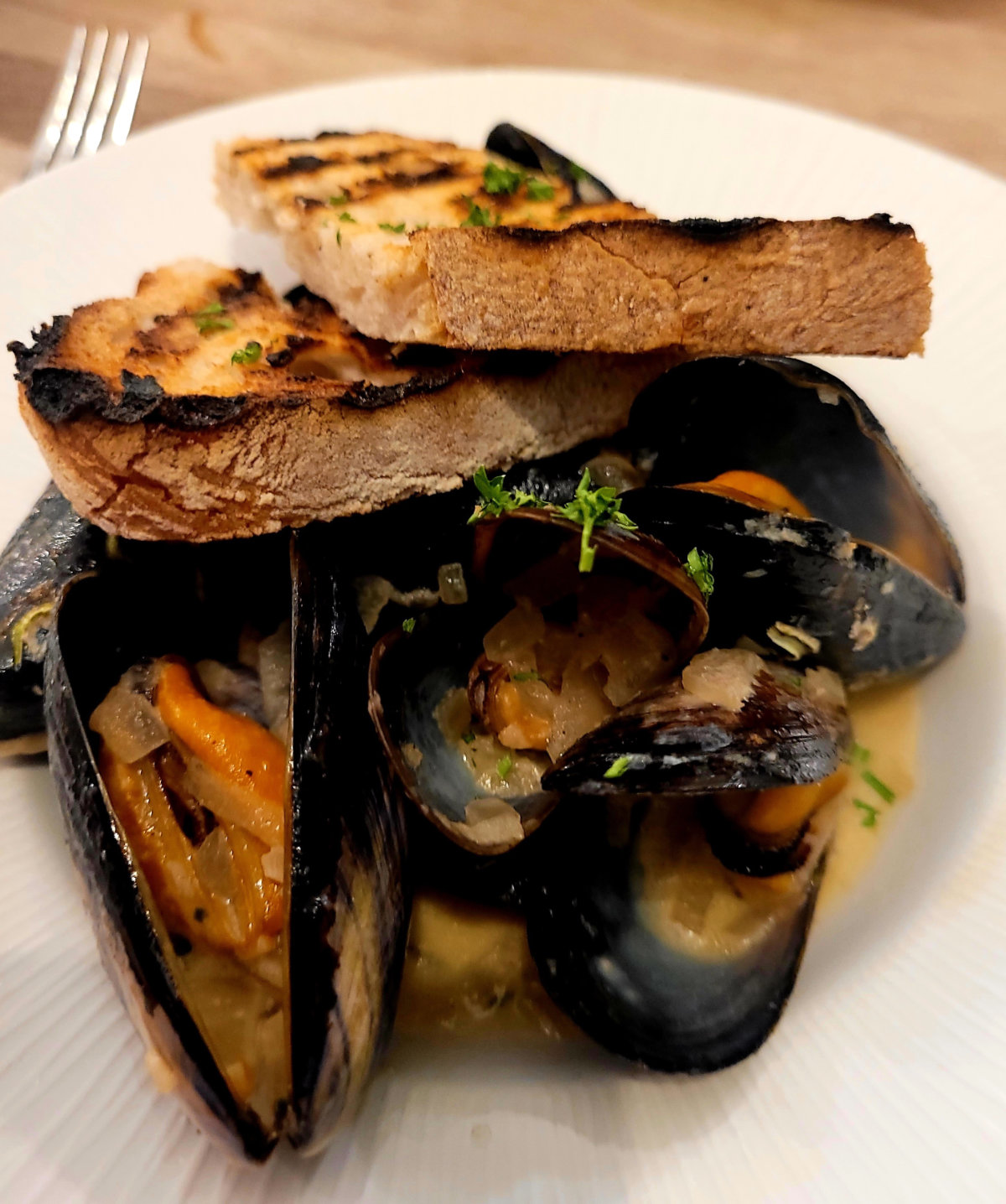 plockton inn mussels starter