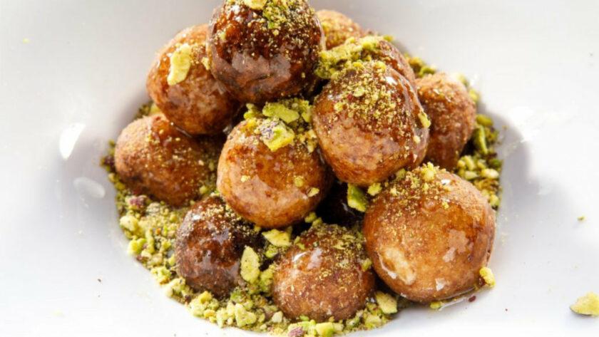 Rice and pistachio donuts 4