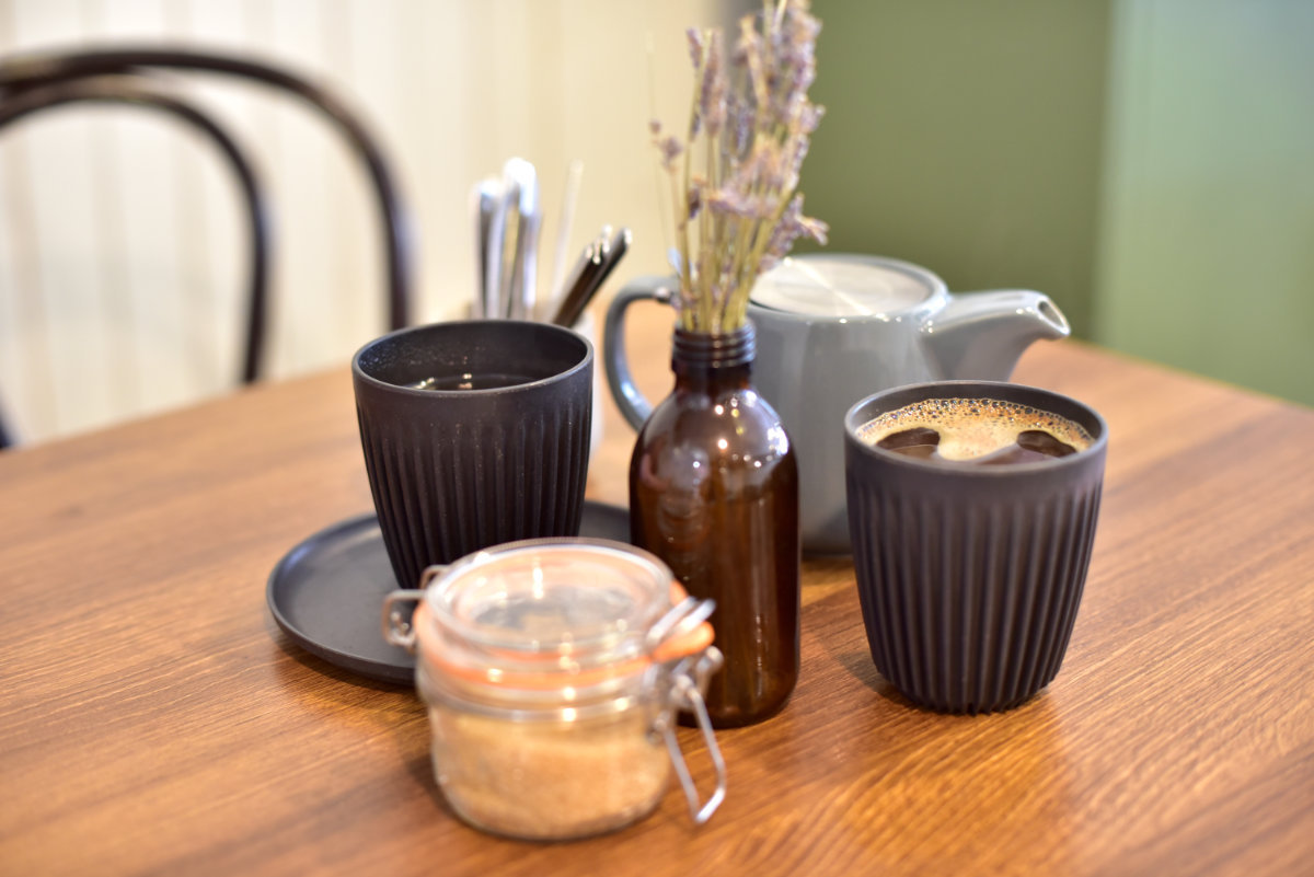 twelve triangles kitchen table tea coffee 1