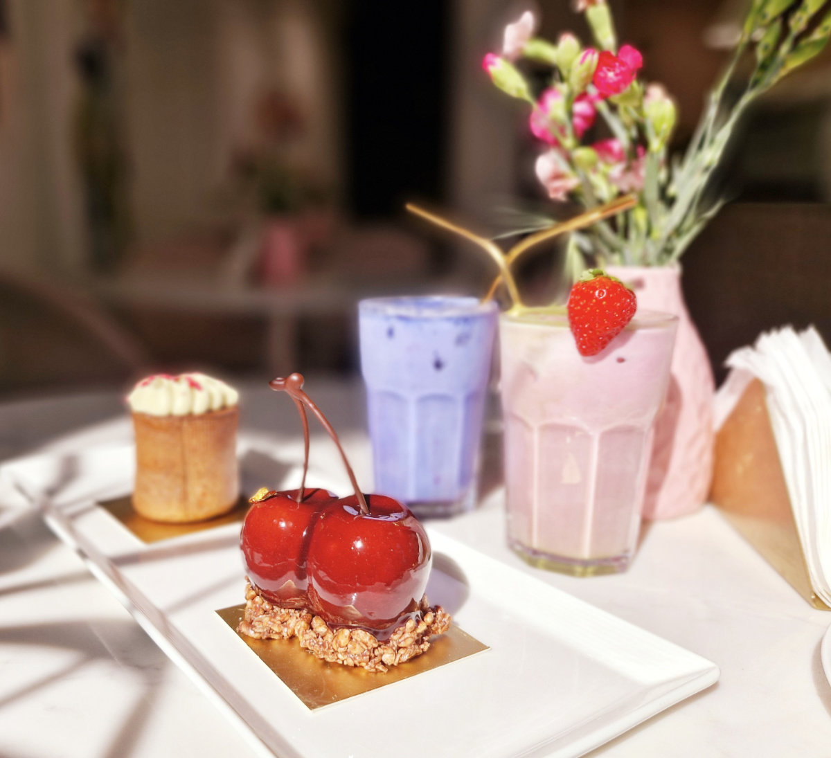 sugarfall patisserie cake and drinks