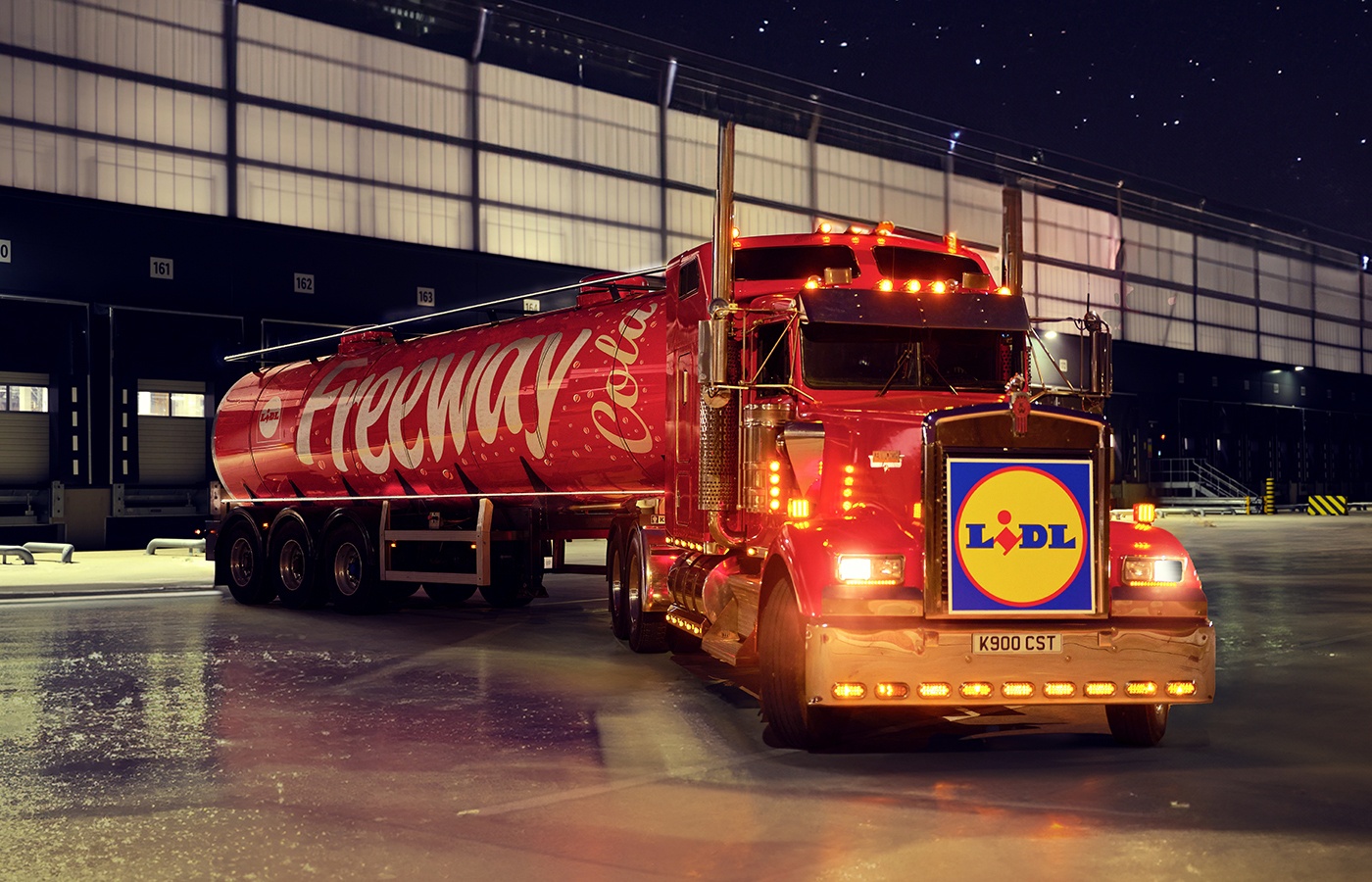 lidl christmas truck