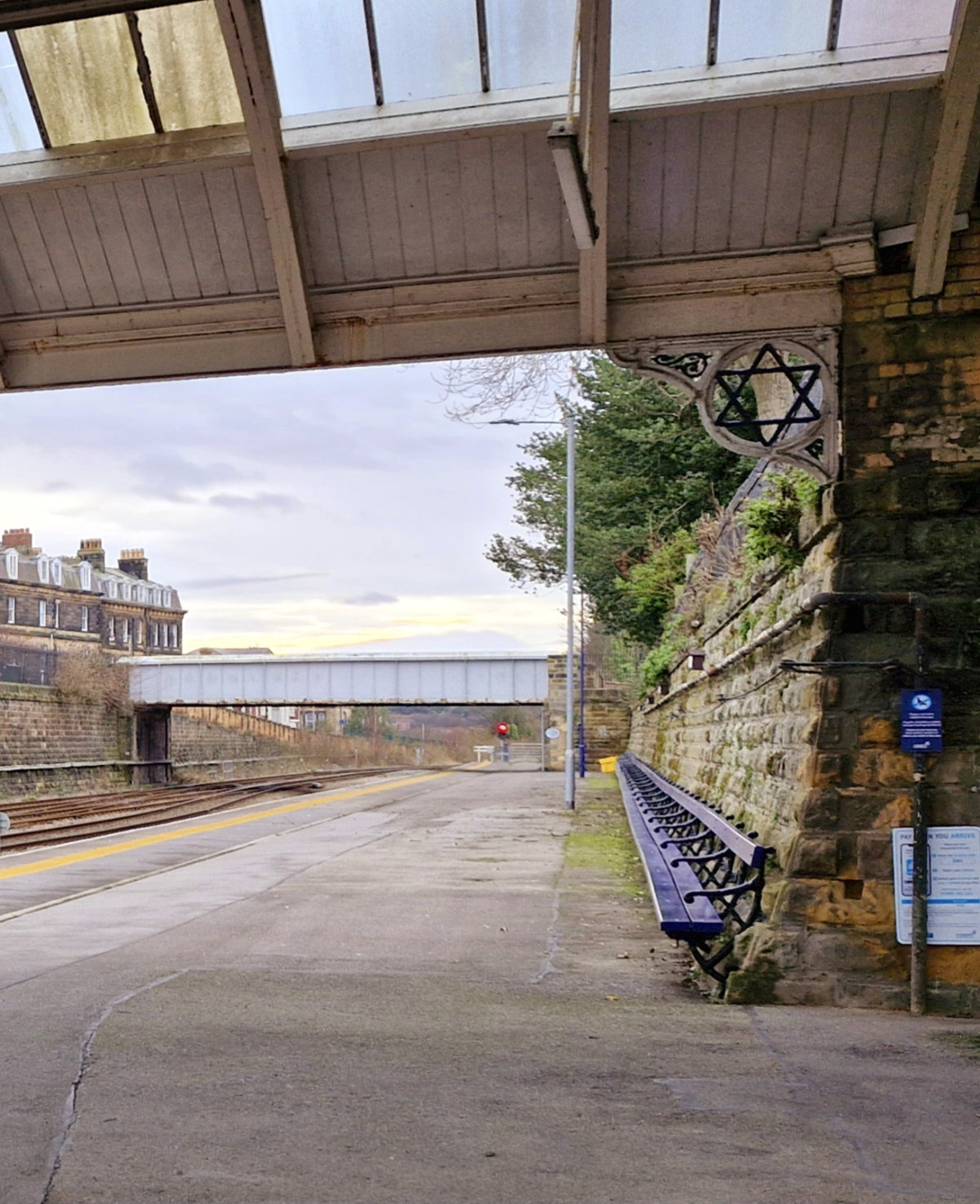 scarborough railway bench 1.the longest bench in the world